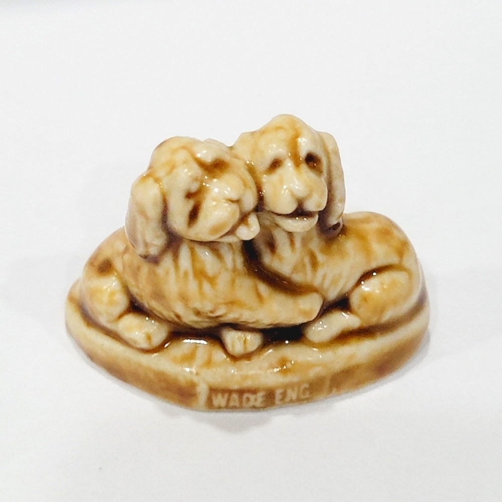 Hugging Puppies Tiny Figurine Wade England Figurine
